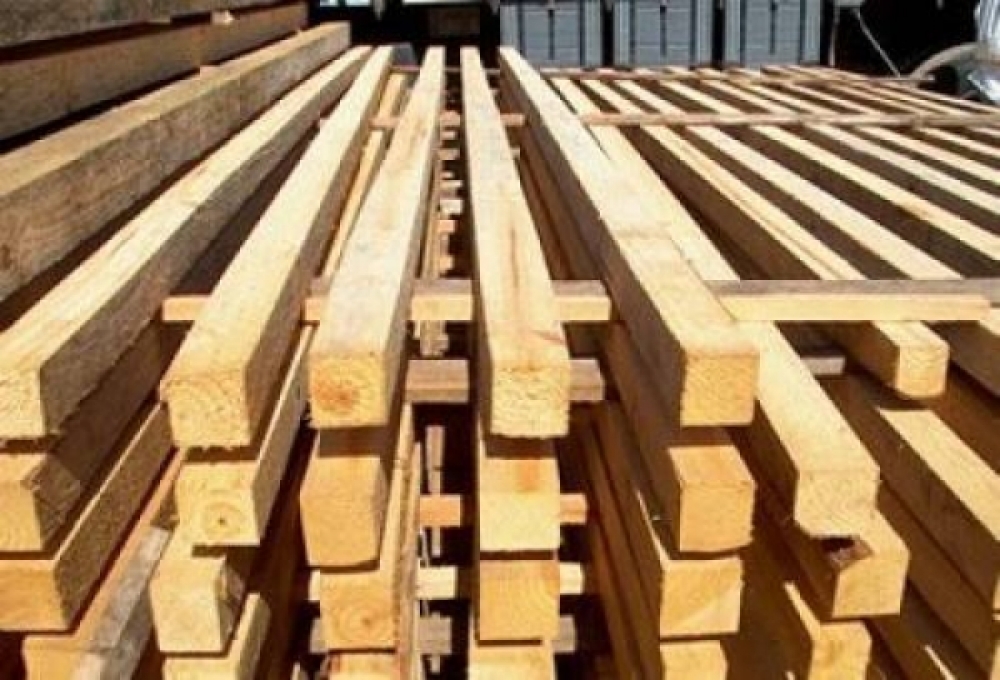 PONTALETES DE PINUS (CAIBROS DE PINUS).
USO: EXECUÇÃO DE TAIPÁS (LAJES), FORMAS PARA CONCRETO, COLUNAS, VIGAS E OUTROS.
PRODUTOS DISPONÍVEIS: PONTALETES ( CAIBROS )
